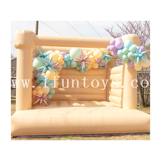 Most Popular Outdoor Party White Inflatable Jumping House Bouncy Castle Wedding Bouncer for Kids and Adults