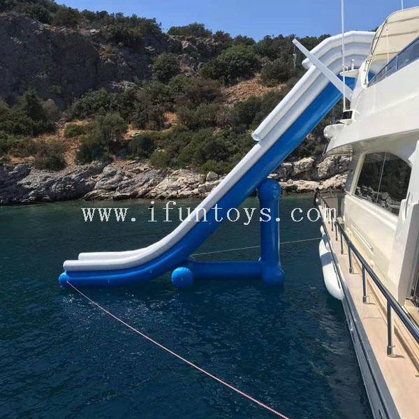 Free fall Inflatable boat dock slide / superyacht water toys / inflatable yacht toys for a horizon 88 foot E88 yacht