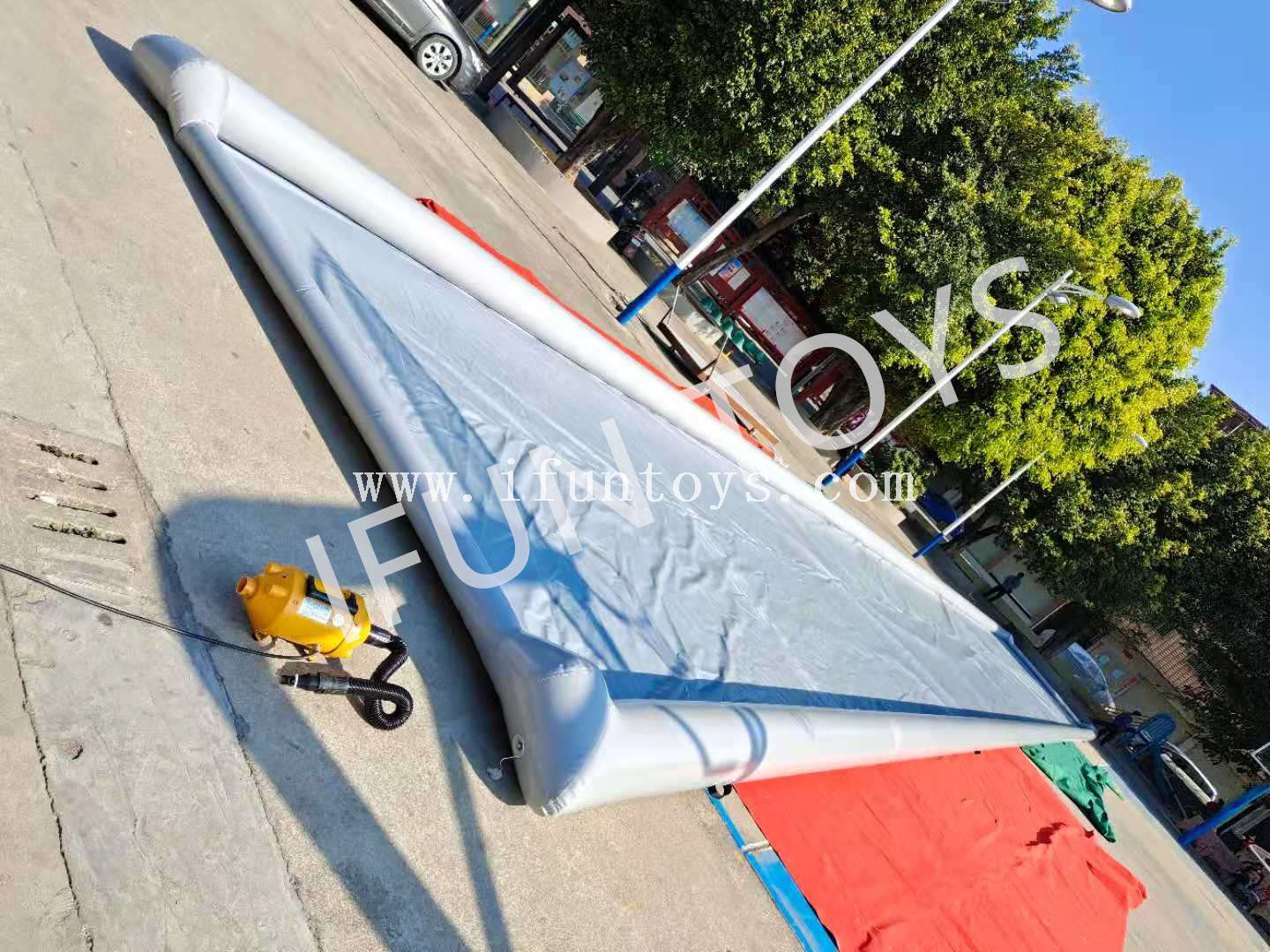 Backyard Portable Inflatable Skim Track / Skim Pond / Swimming Pool for Skimboarding Sport Games 